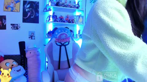 Emma online show from January 28, 6:39 pm