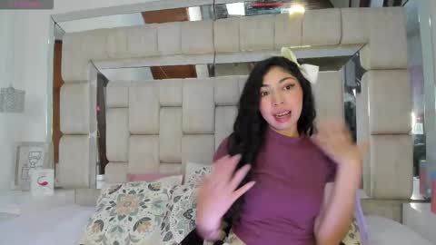 Emma online show from November 18, 12:28 pm