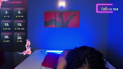 Emma online show from December 13, 5:21 pm
