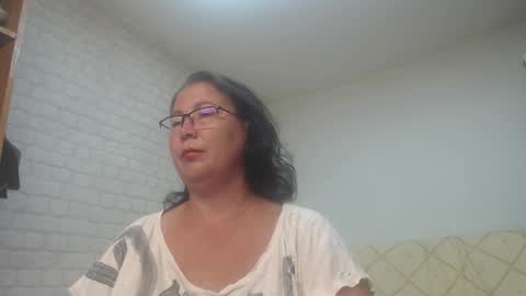 emmasquirt69 online show from September 15, 5:16 am