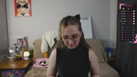 Mia online show from May 12, 7:09 pm