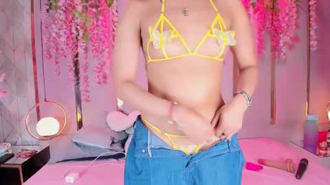 emmawilliams_2 online show from February 21, 6:36 am