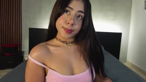 emmi_collins online show from April 3, 7:56 pm