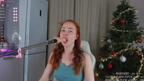 Snapshot of emmicanfly chatting on January 11, 3:13 am Emmi online show from January 11, 3:13 am