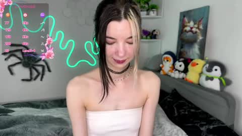 emmie_everly online show from May 20, 8:50 pm
