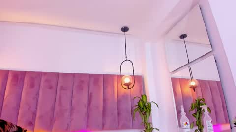 Emmiily online show from March 26, 9:38 pm