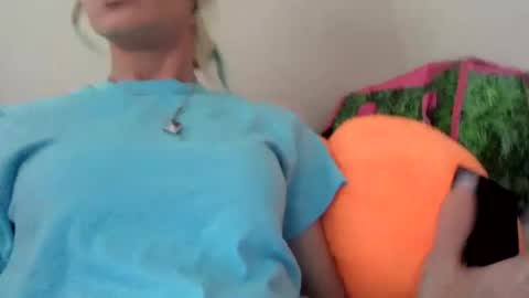 emmwarr1514 online show from July 10, 6:41 pm