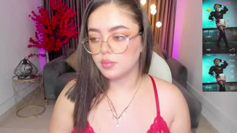 Emmy Walker online show from December 11, 11:08 am