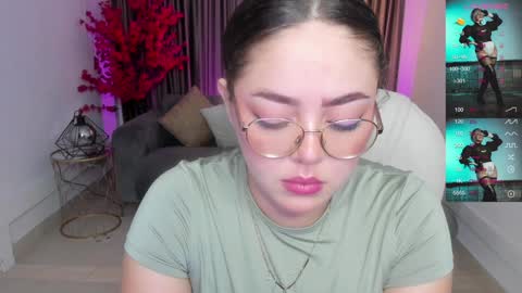 Emmy Walker online show from December 10, 10:49 am