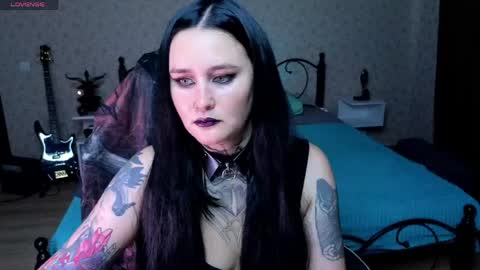 Emmy Bright     50  online show from June 9, 3:17 am