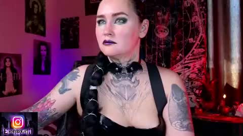 Emmy Bright     50  online show from June 25, 2:55 am