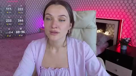 Snapshot of emmyskyy chatting on September 26, 9:29 am Emma online show from September 26, 9:29 am