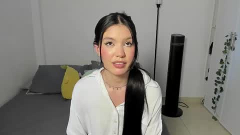 Emperatriz online show from December 21, 4:55 pm