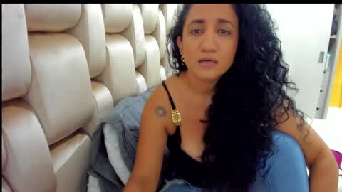 emperatriztapia online show from January 17, 4:28 am
