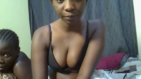 empress_emma online show from April 2, 9:40 am