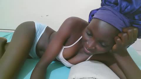 empress_ivy1 online show from April 19, 6:32 pm
