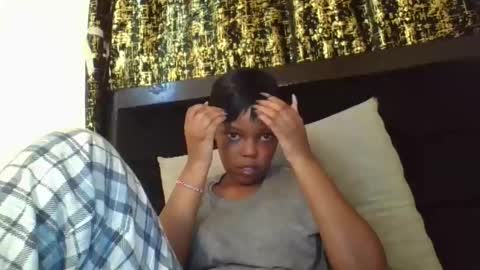 empress online show from February 20, 7:04 pm