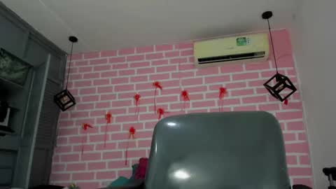 Emy online show from February 26, 8:24 pm