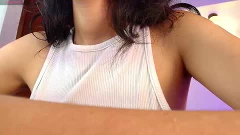 emycarver09 online show from December 16, 11:49 am