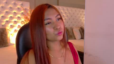 Sexy Emyli  online show from November 17, 3:13 pm