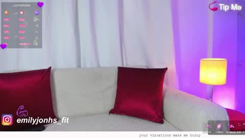 EMYLY  online show from May 19, 1:12 am