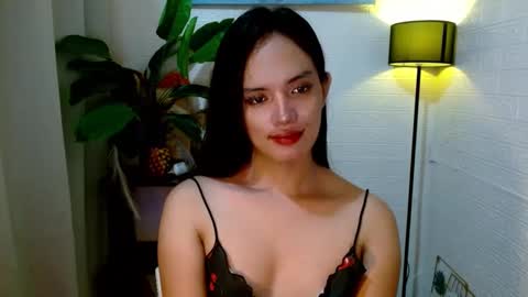 Callmeeya online show from December 17, 7:48 pm