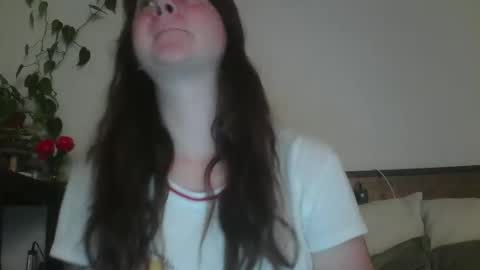 endlessly evie online show from January 3, 1:05 am