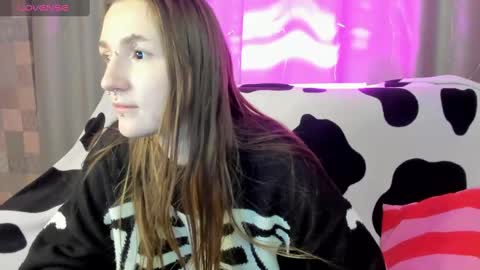 enn_allenn online show from December 18, 1:26 am