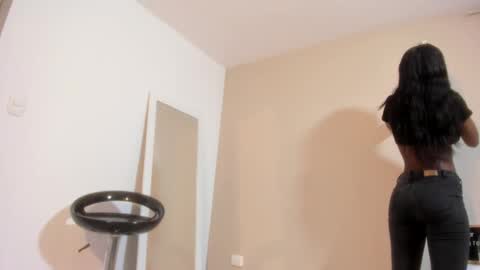 Snapshot of enyelsalas2 chatting on February 14, 4:31 pm Angela online show from February 14, 4:31 pm