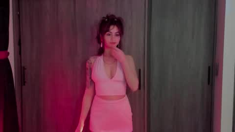 Leyla online show from November 21, 1:29 am