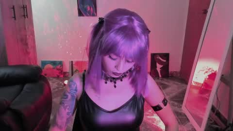Leyla online show from May 14, 9:20 pm