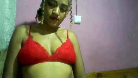 Snapshot of erica0586 chatting on March 11, 6:52 pm erica0586 online show from March 11, 6:52 pm