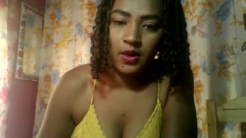 Snapshot of erica0586 chatting on September 18, 9:30 am erica0586 online show from September 18, 9:30 am