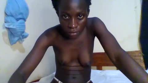 Erica online show from November 10, 8:04 pm