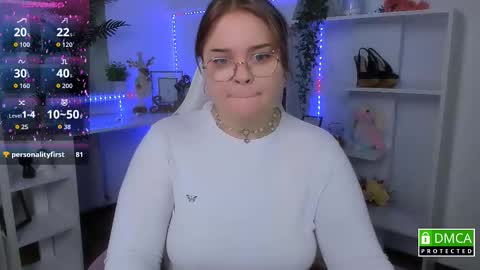 erica_love_ online show from November 16, 8:05 am