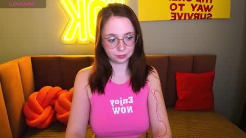 Erica 3 online show from January 17, 1:35 am