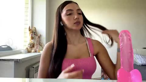 Vanessa online show from May 19, 6:42 am
