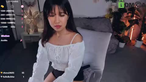 erika_kim online show from July 20, 7:55 am