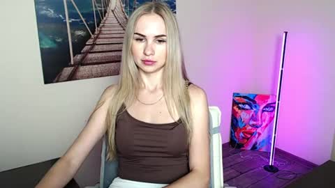 Erika online show from June 25, 11:56 am