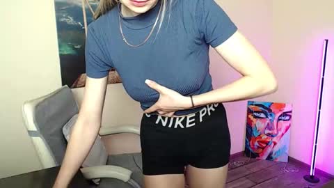 Erika online show from May 5, 12:19 pm