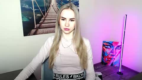 Erika online show from April 30, 11:48 am