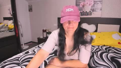 ErikaGold online show from May 20, 3:47 am