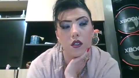 erikaguapa1989 online show from May 16, 3:09 am