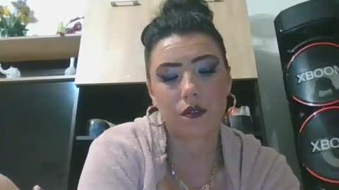 erikaguapa1989 online show from May 24, 2:21 am