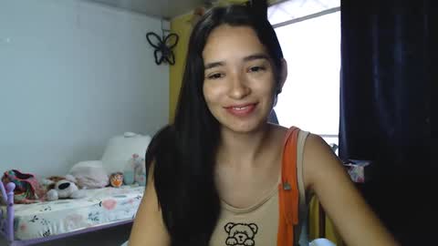 erina_1 online show from January 3, 5:53 pm