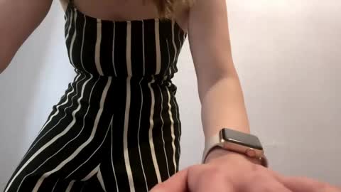 Lily online show from May 25, 3:44 pm