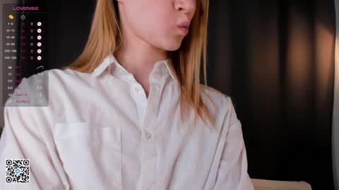 Jessie today my first day online show from March 11, 4:08 am