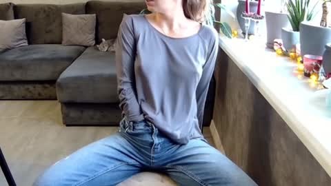 Melissa   online show from December 14, 8:23 am
