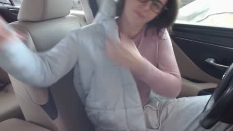 Melissa   online show from March 12, 8:19 am