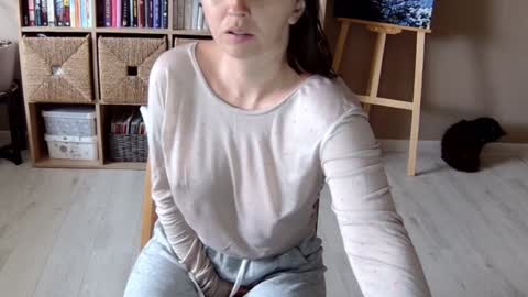 Melissa   online show from September 30, 12:11 pm